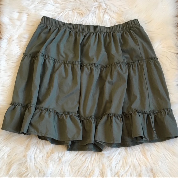 SHEIN Dresses & Skirts - Shein Army Colored Mini Ruffle Skirt